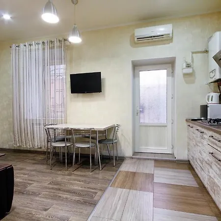 Vorontzov Apt Best Location Apartment *